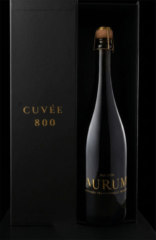 AURUM Cuvée 800 Reserve Manuka Sparkling wine bottle